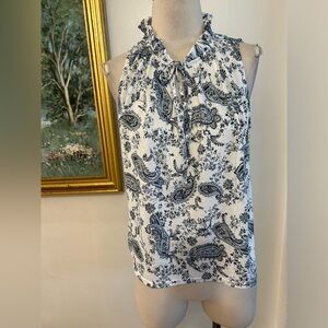 Mellody like new blue/white/gray paisley tie front top size L